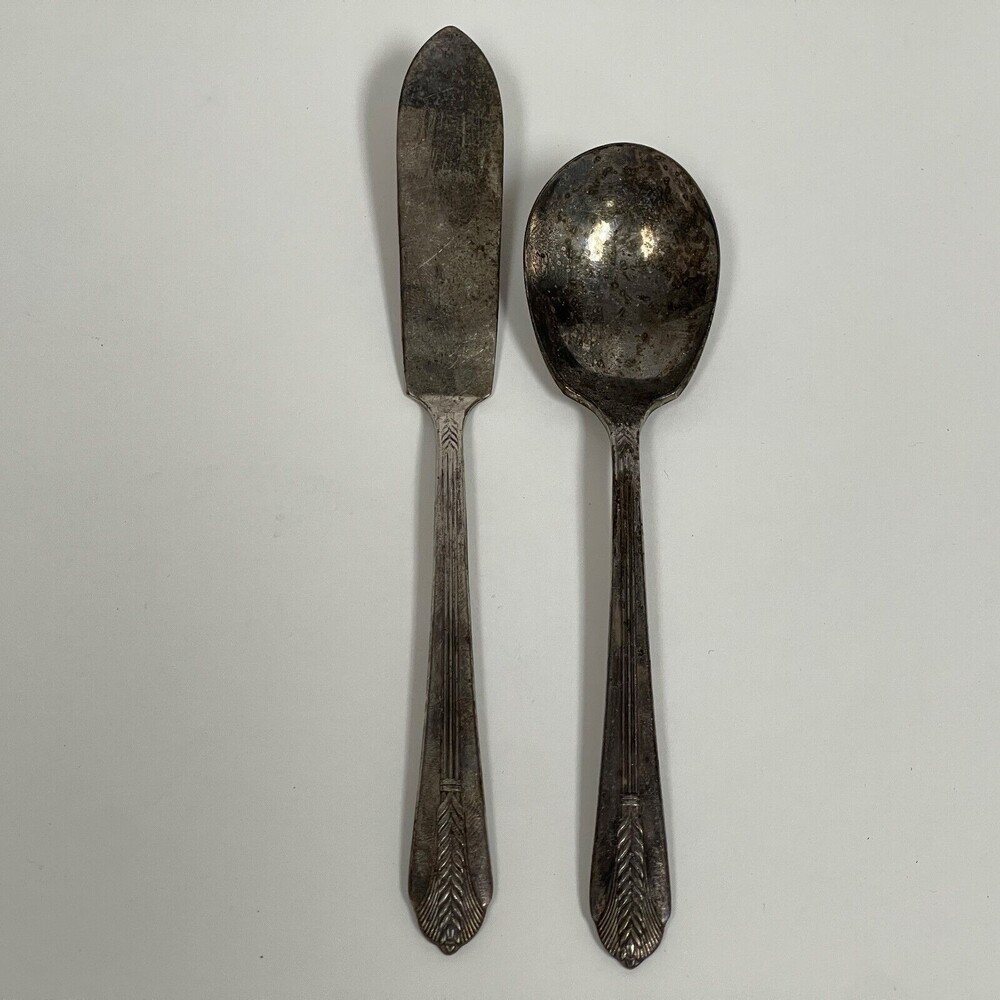 Wm. Rogers International Silver‎ Allure Silver-plate Flatware Butter Knife Spoon